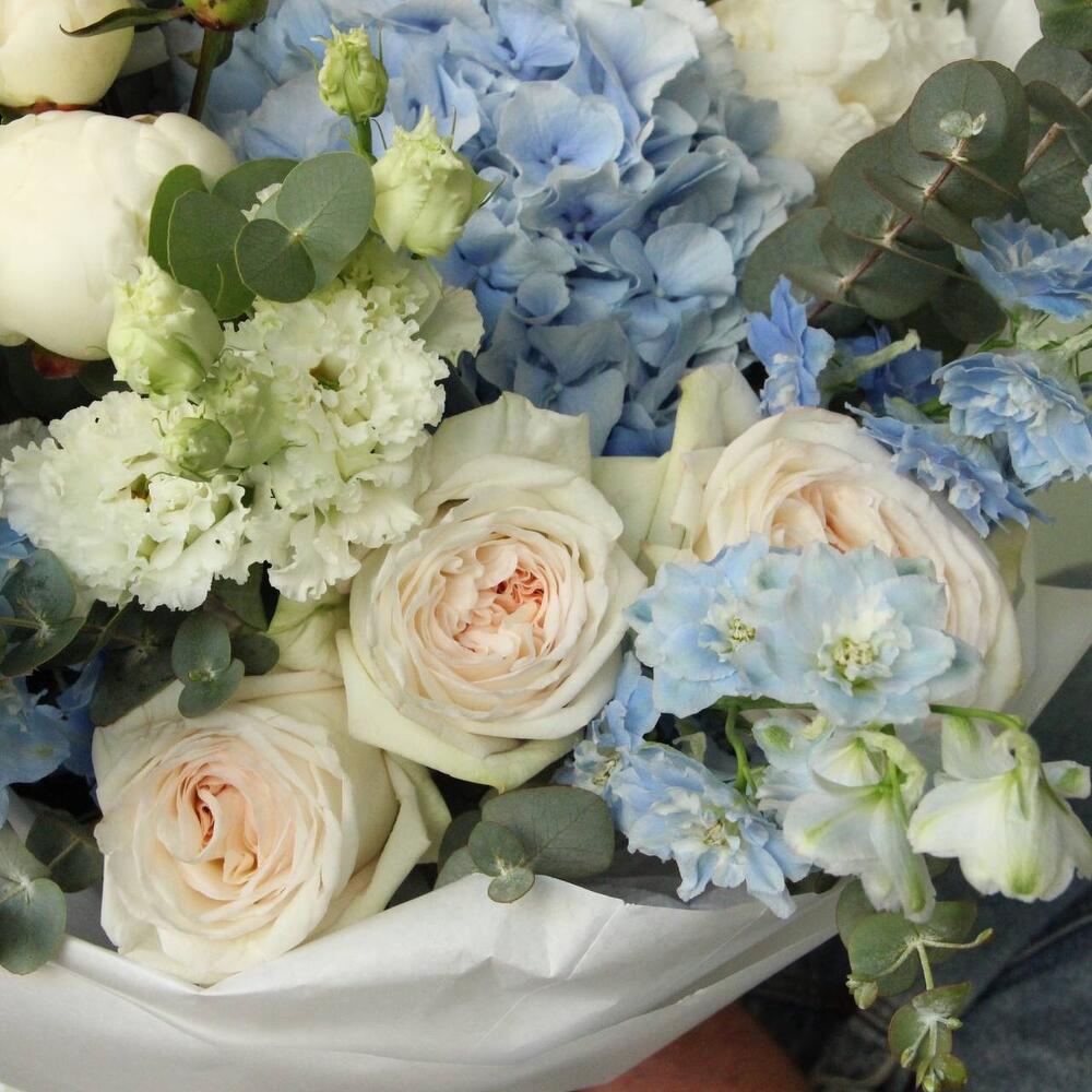 Летели облака - Пионы, гортензии, розы